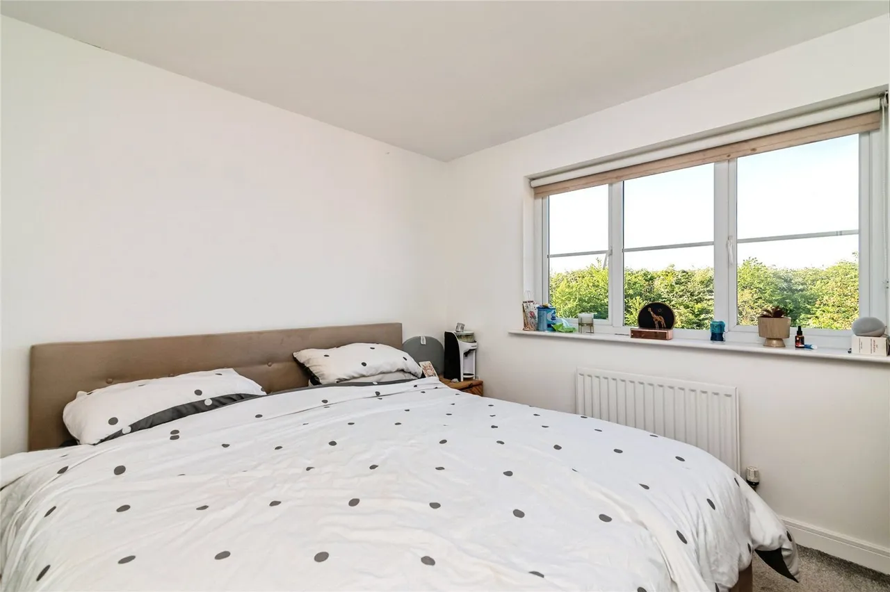 Calder Gardens, Bingham, NG13, photo 13
