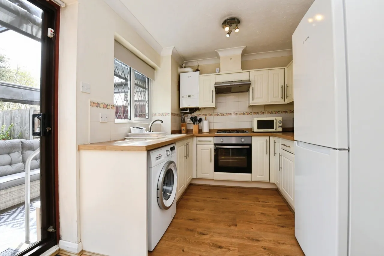 Frobisher Way, Shoeburyness, Southend-on-Sea, Essex, SS3, photo 5