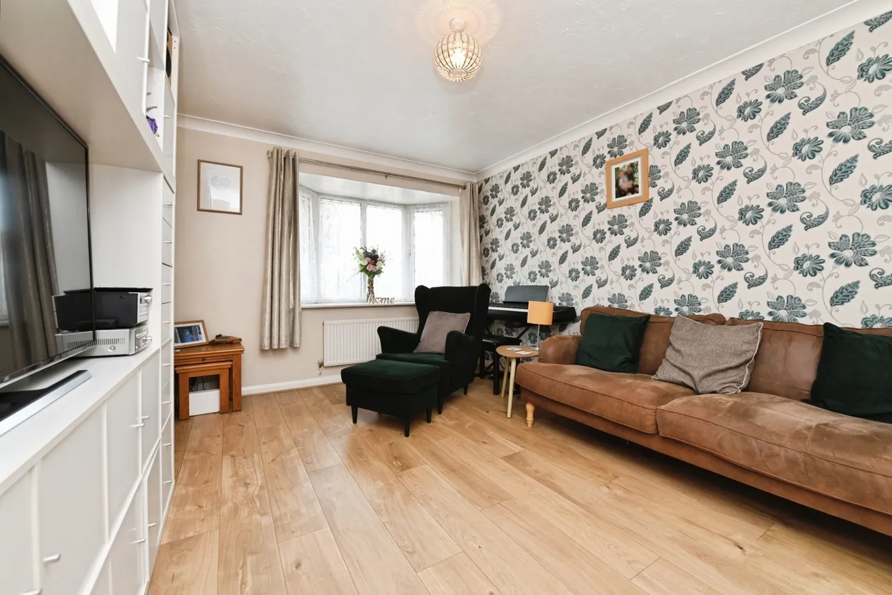Frobisher Way, Shoeburyness, Southend-on-Sea, Essex, SS3, photo 2