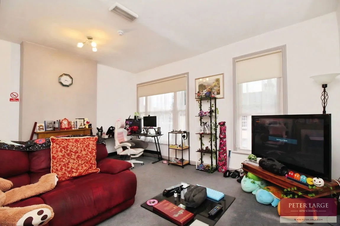 Bedford Street, Rhyl, Denbighshire, LL18 1SY, photo 3