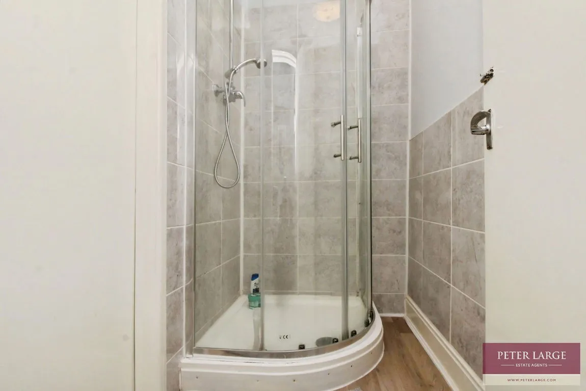 Bedford Street, Rhyl, Denbighshire, LL18 1SY, photo 6