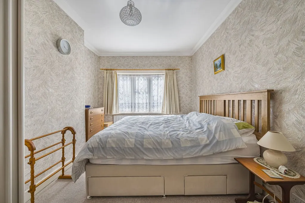 Woolwich Road, London, SE2, photo 16