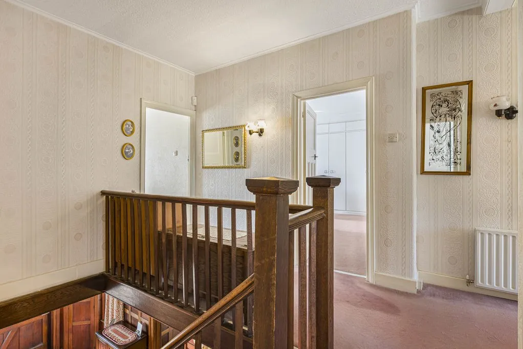 Woolwich Road, London, SE2, photo 26