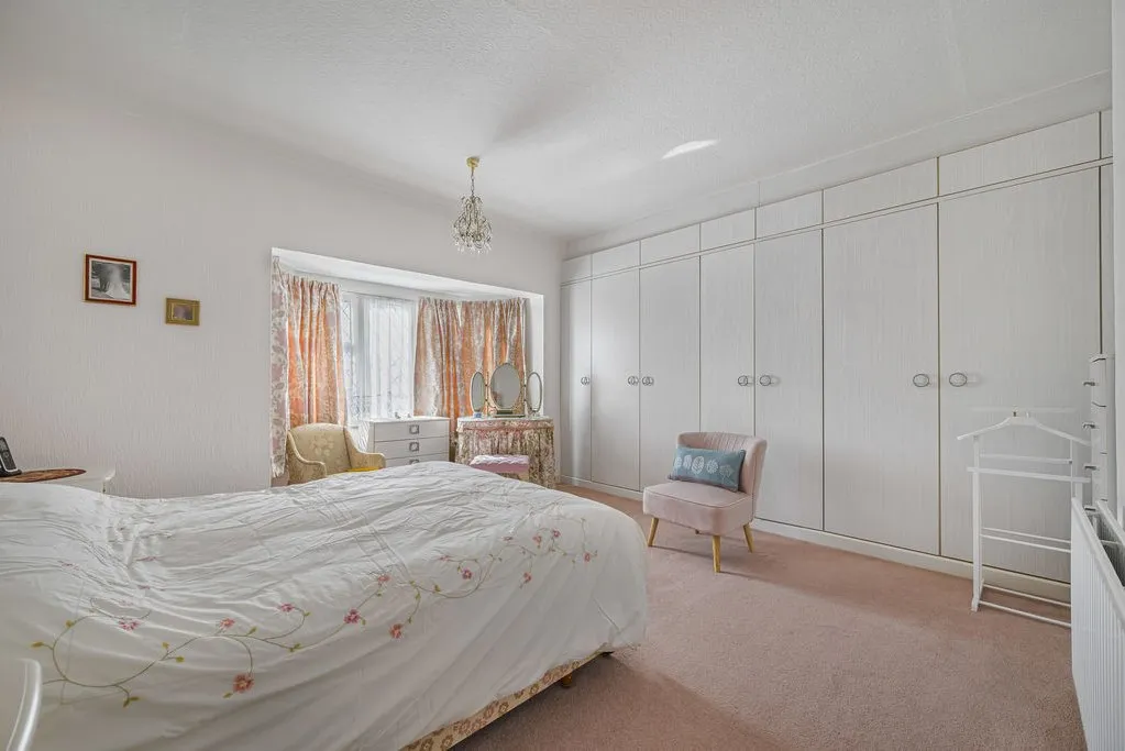 Woolwich Road, London, SE2, photo 14