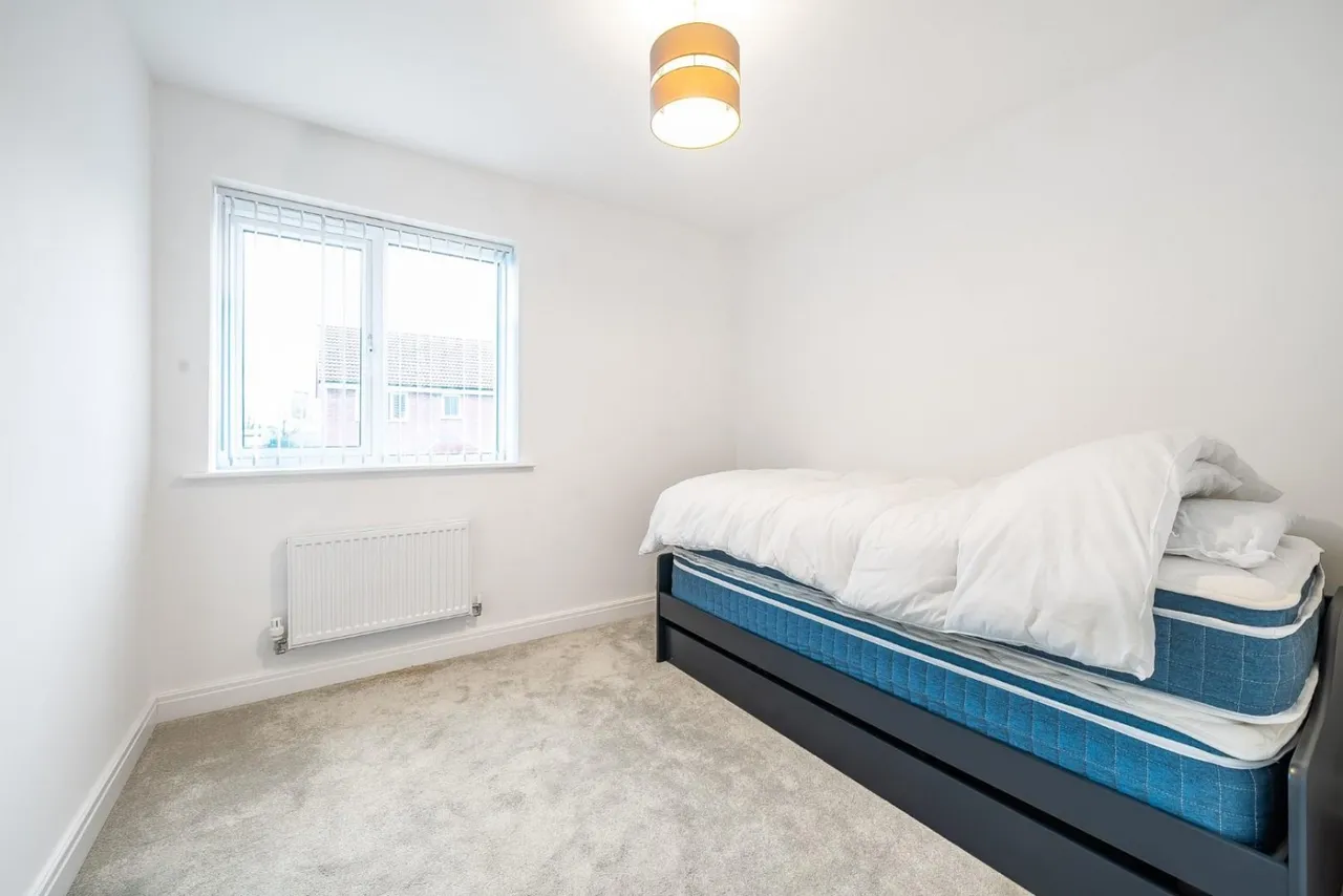 Camilla Close, Carlton, DN14, photo 15