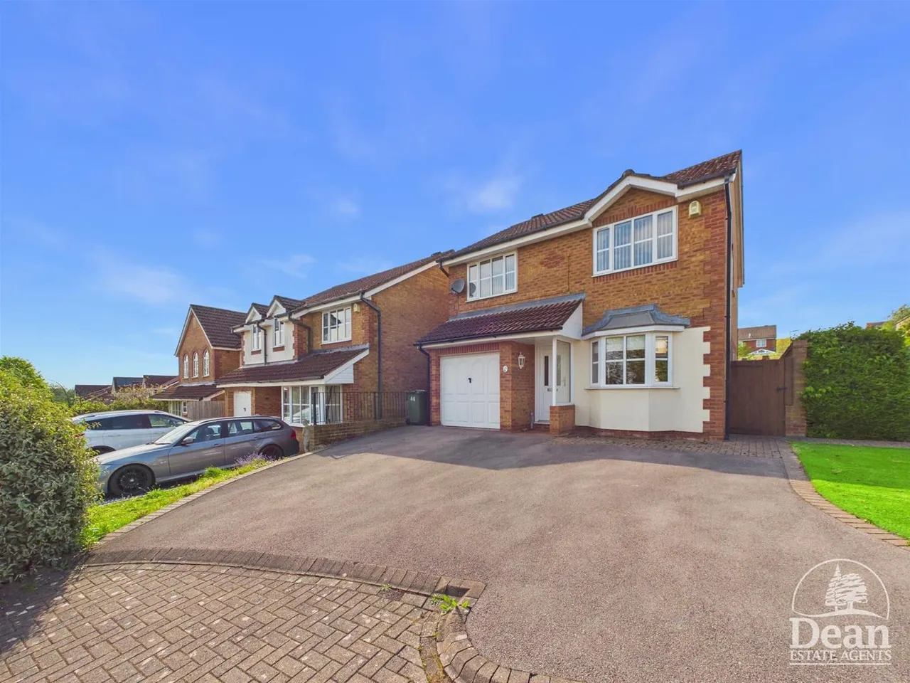 4 bed house for sale — Beauchamp Meadow, Lydney
