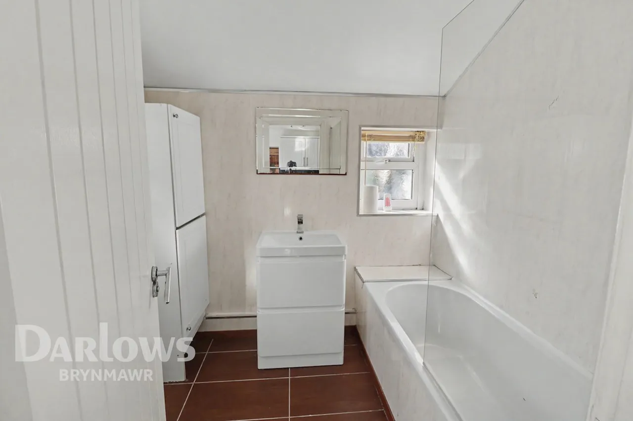 Harcourt Street, Ebbw Vale, photo 7