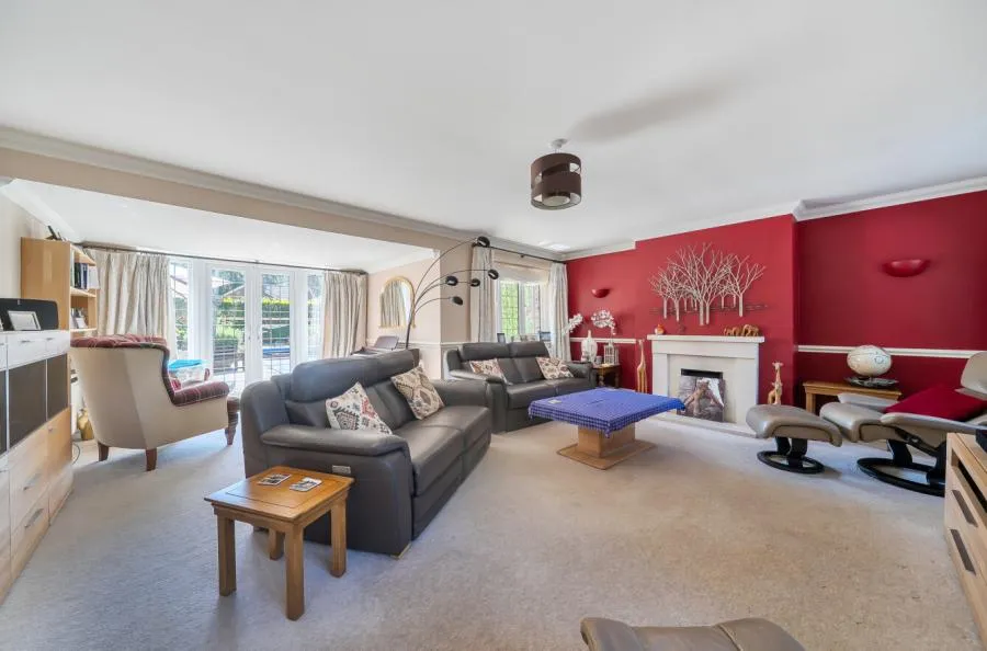 Hook Heath Avenue, Woking, GU22, photo 3