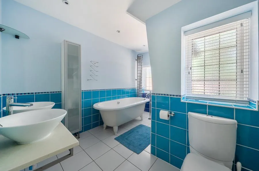 Hook Heath Avenue, Woking, GU22, photo 20