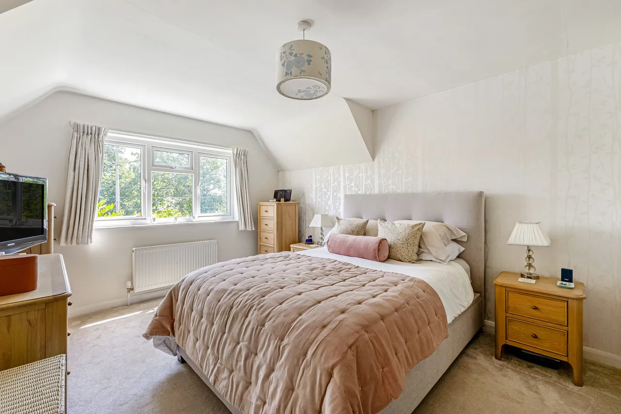 Down Ampney, Cirencester, GL7, photo 7