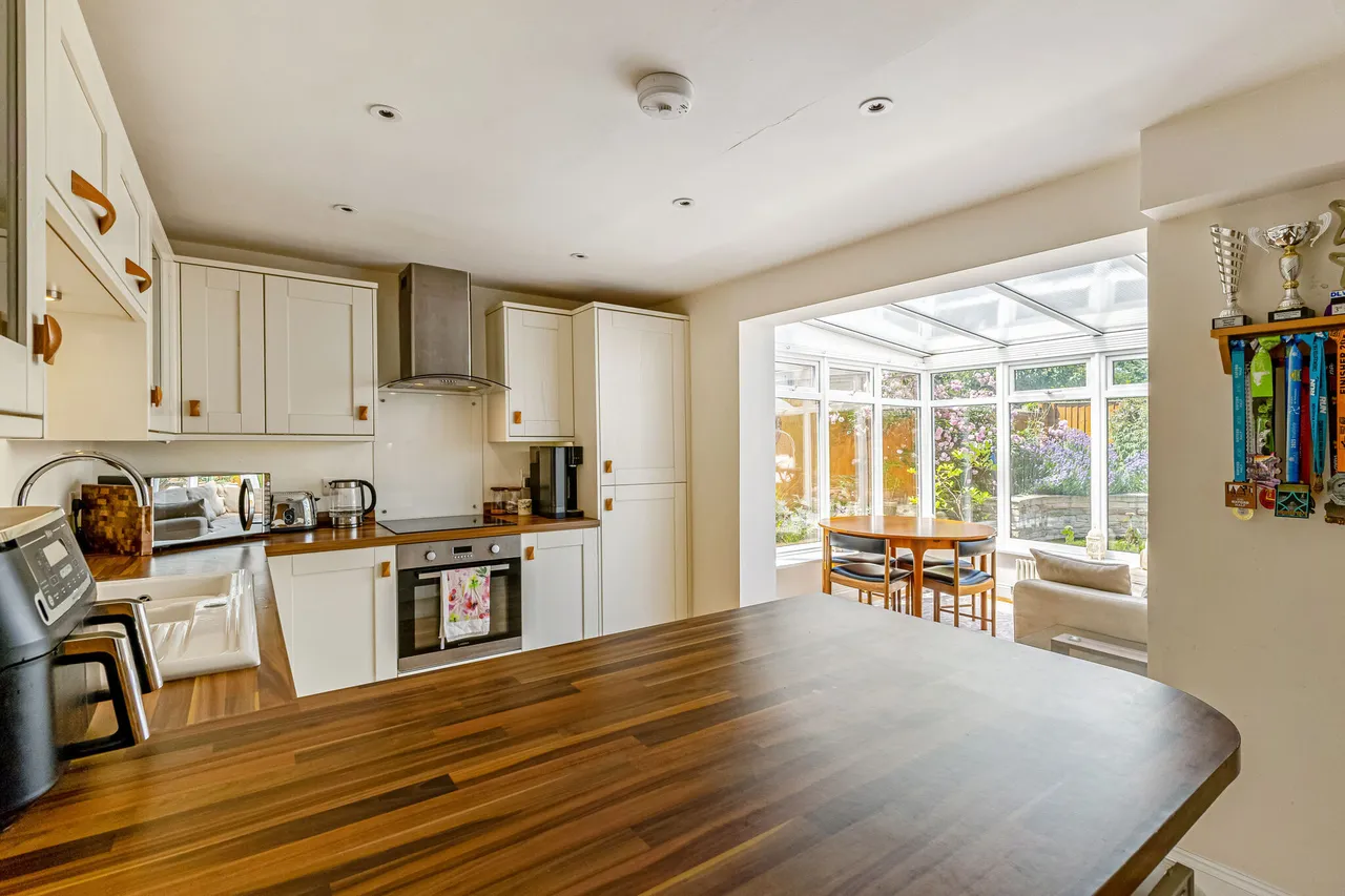 Down Ampney, Cirencester, GL7, photo 4