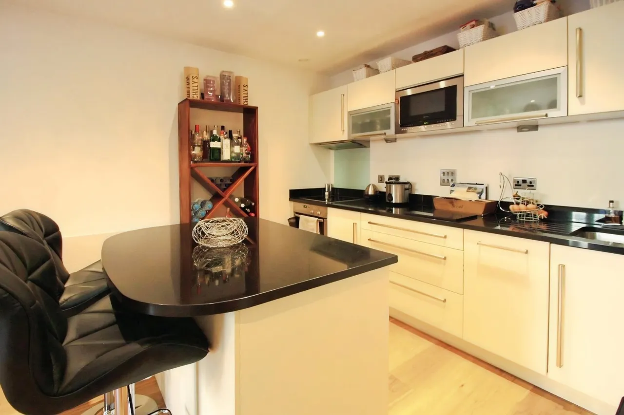 Wharf Approach, Leeds, LS1, photo 4