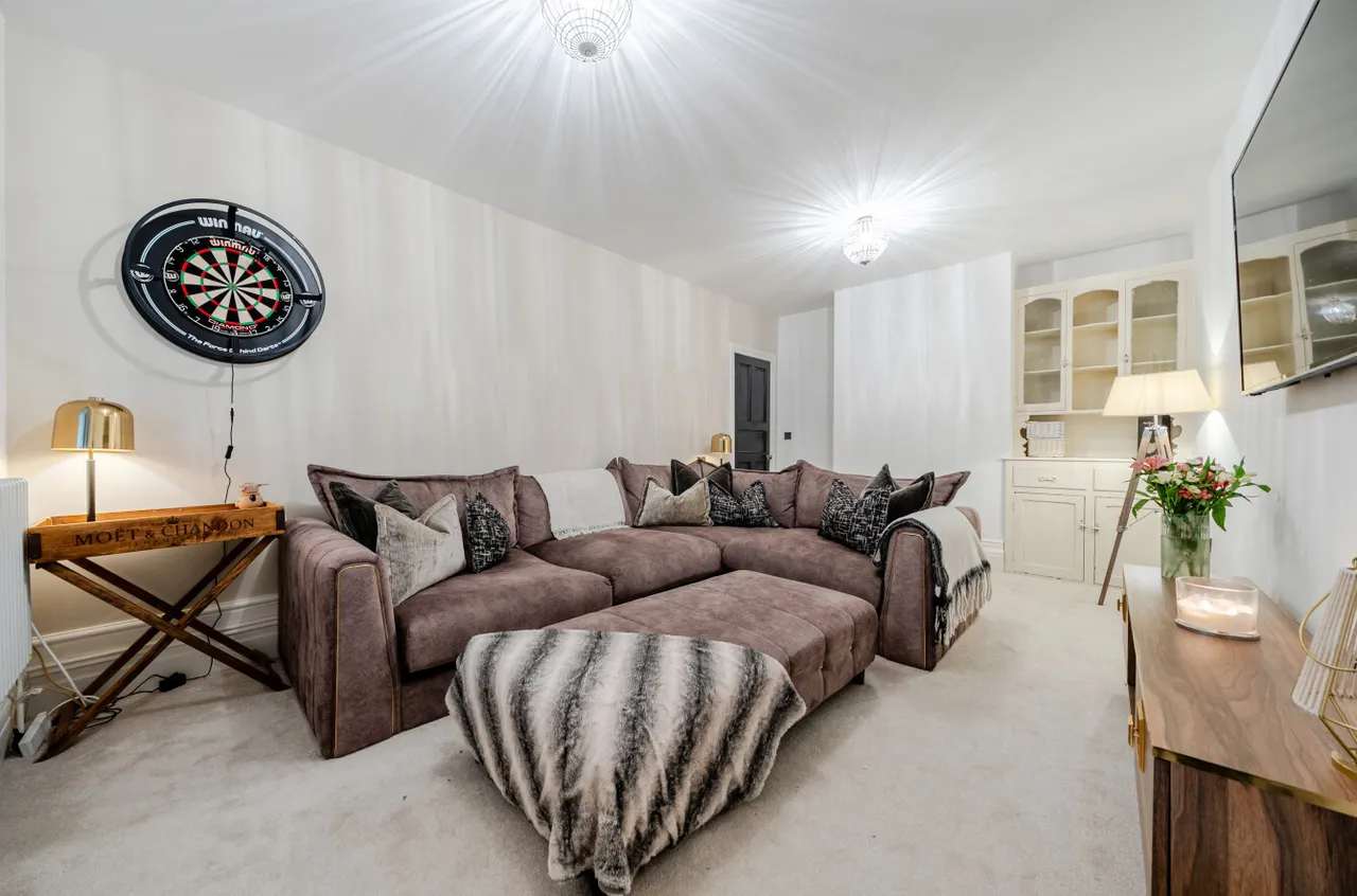 Northern Parade, Hilsea, PO2, photo 5