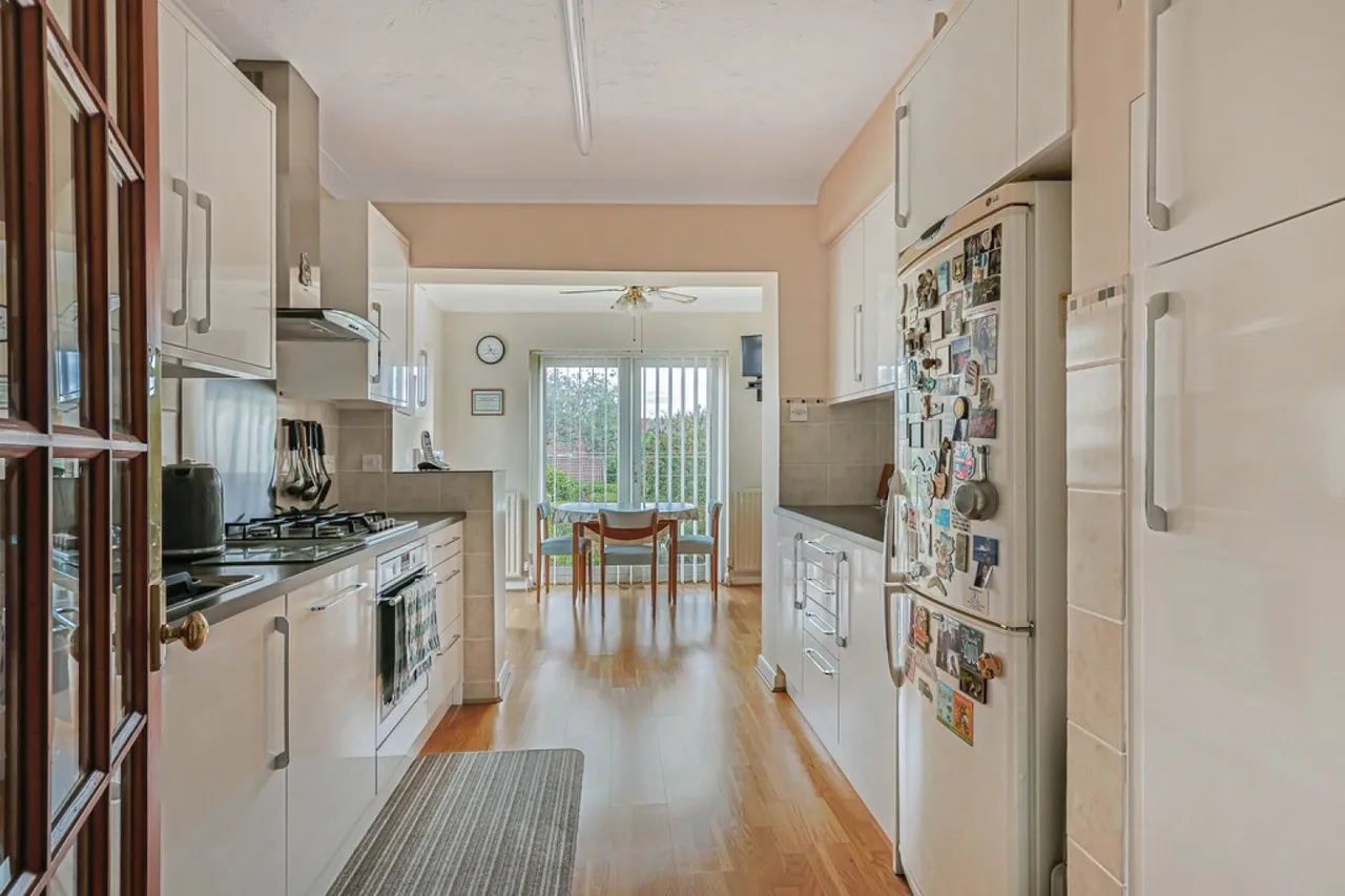 Harewood Avenue, Littledown, BH7, photo 8