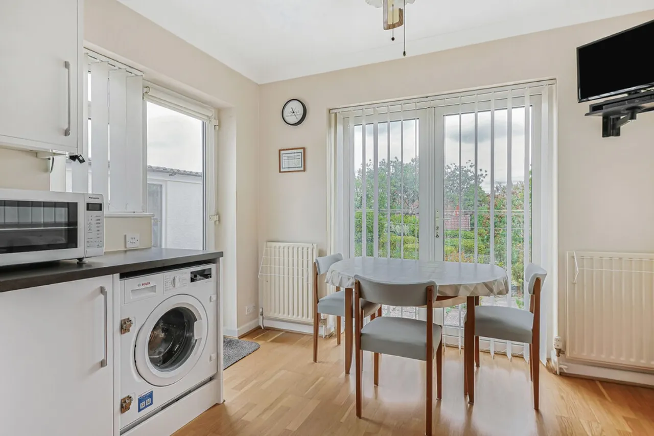 Harewood Avenue, Littledown, BH7, photo 9