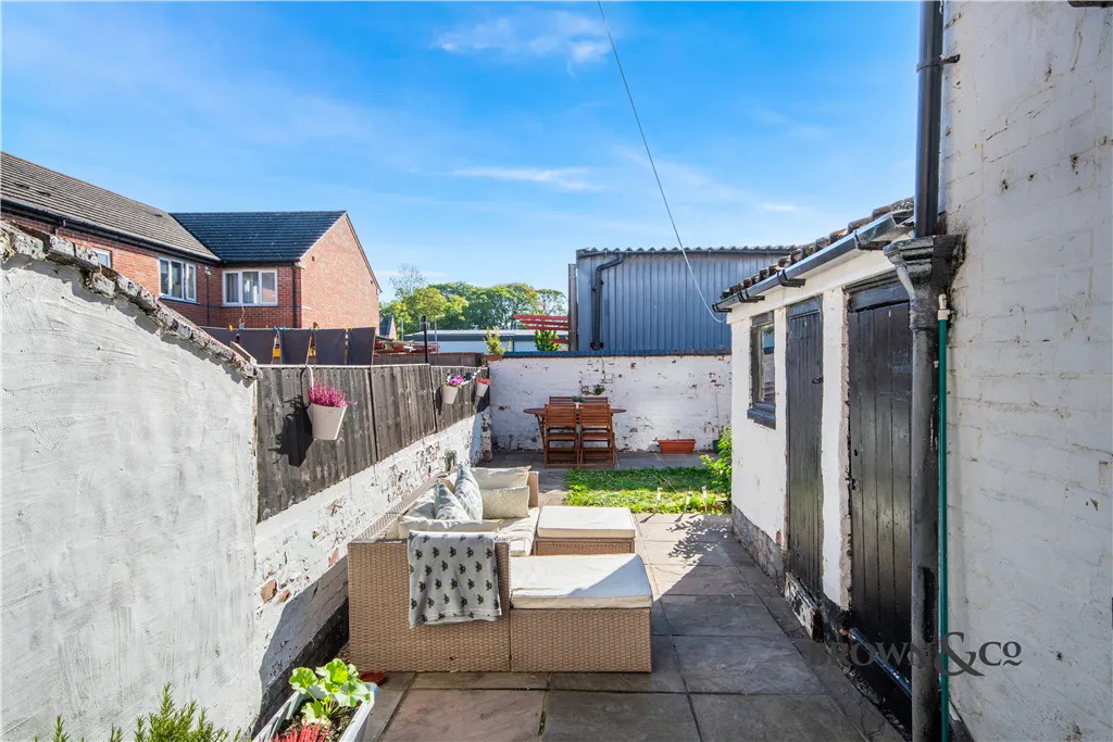 Beehive Street, Retford, photo 11