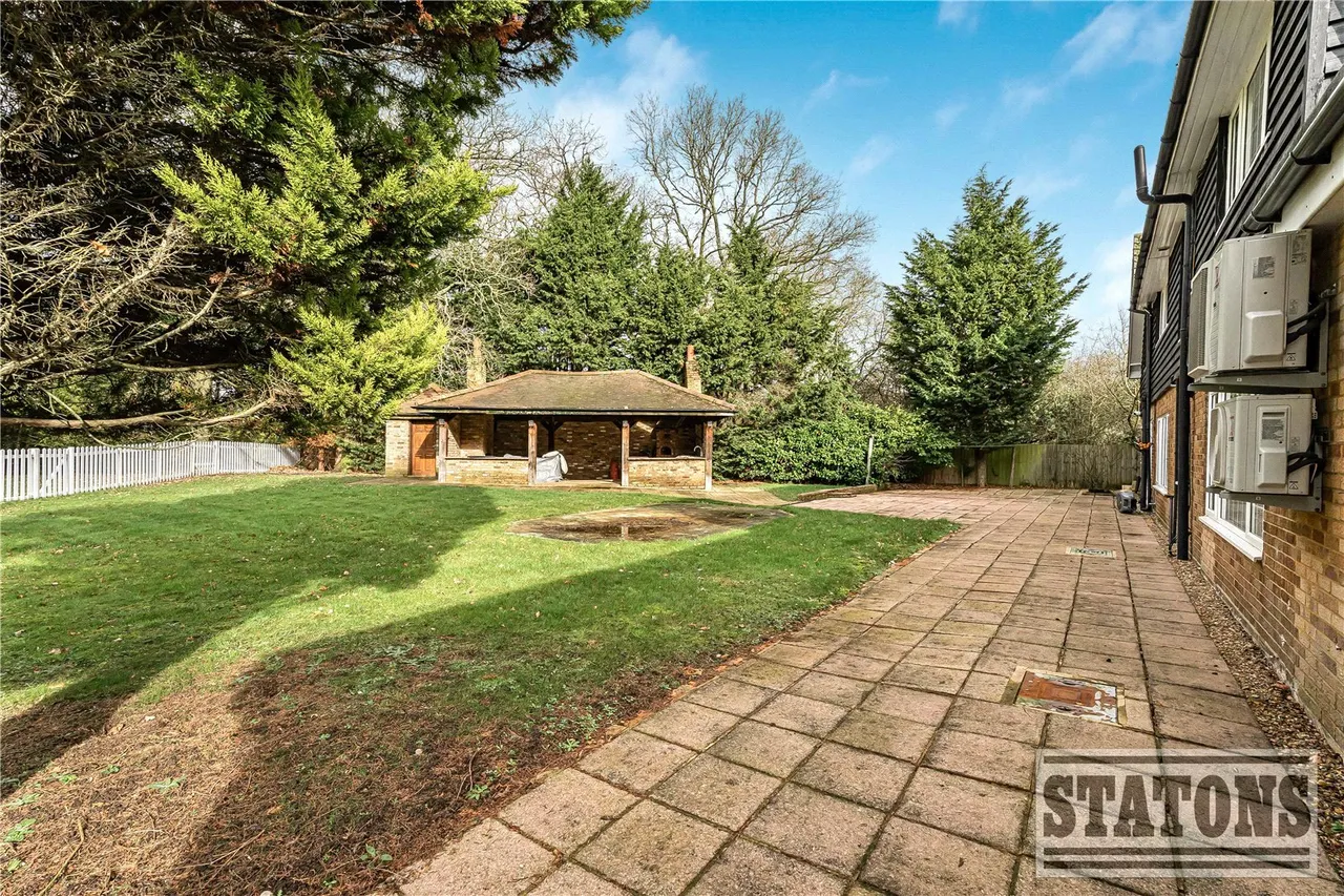 Foxes Lane, Welham Green, North Mymms, Hatfield, AL9 7BA, photo 33