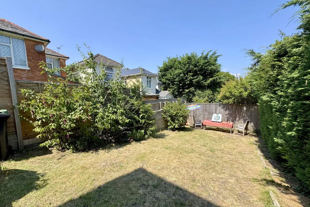 Bishop Road, BH9, photo 18