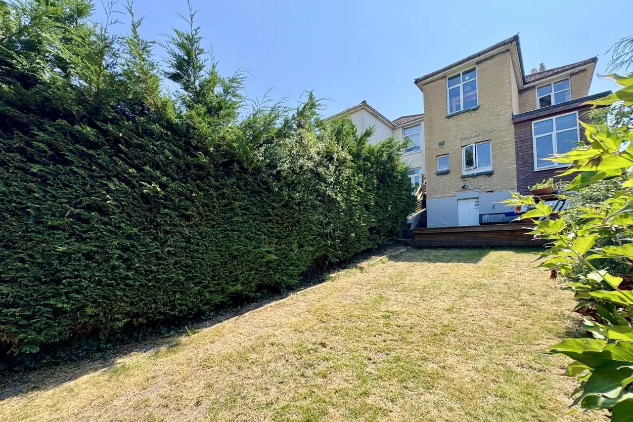Bishop Road, BH9, photo 19