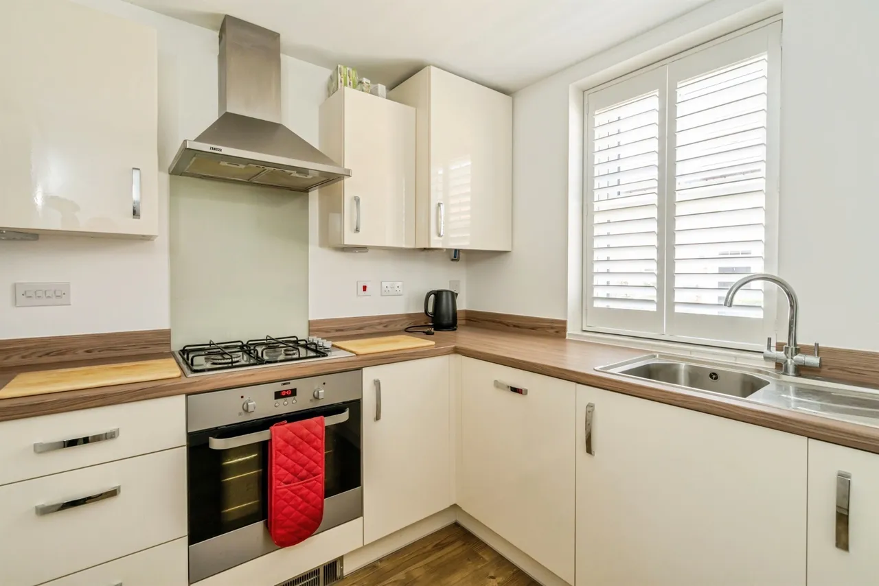 Toop Gardens, Aldingbourne, PO20, photo 4