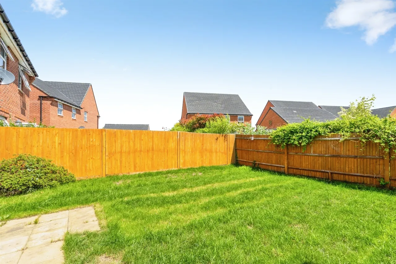 Toop Gardens, Aldingbourne, PO20, photo 11