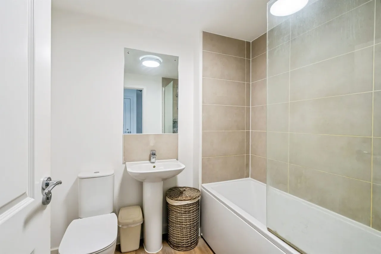 Toop Gardens, Aldingbourne, PO20, photo 8