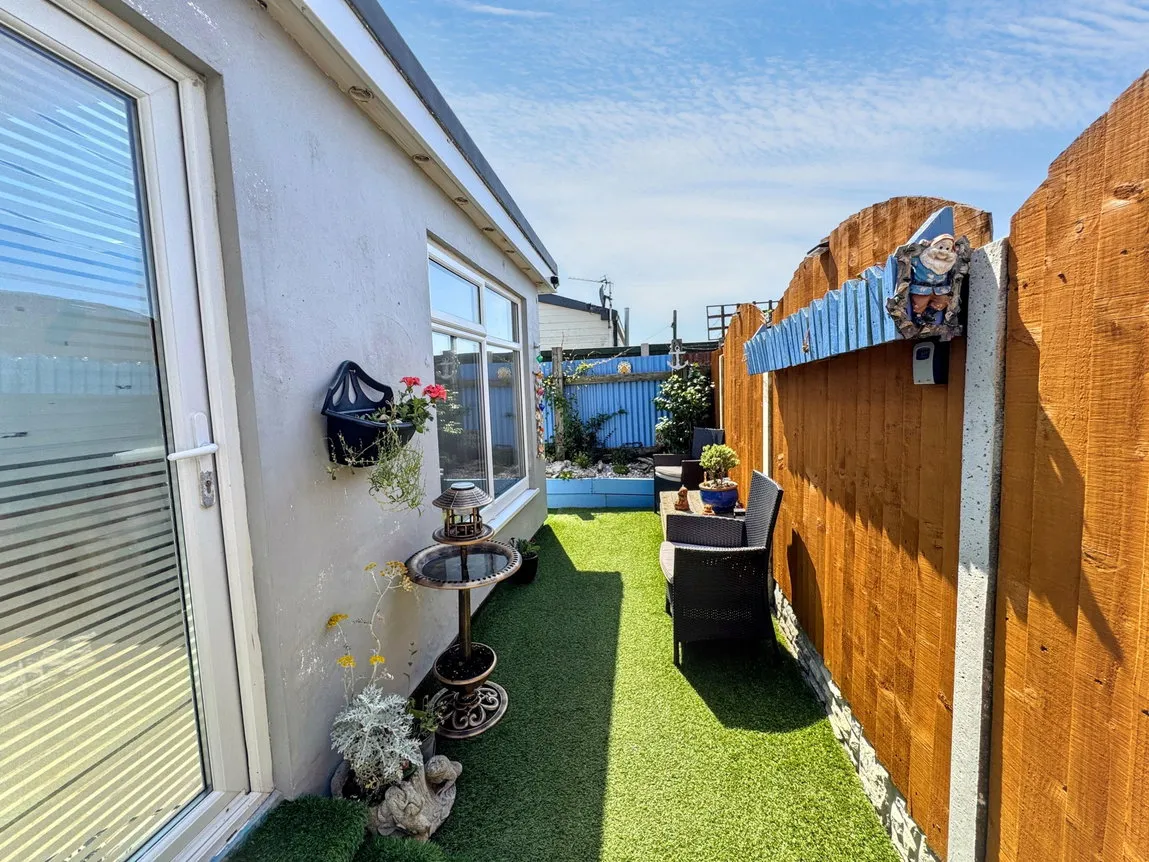 Arnold Gardens, Kinmel Bay, Conwy, LL18 5NH, photo 27