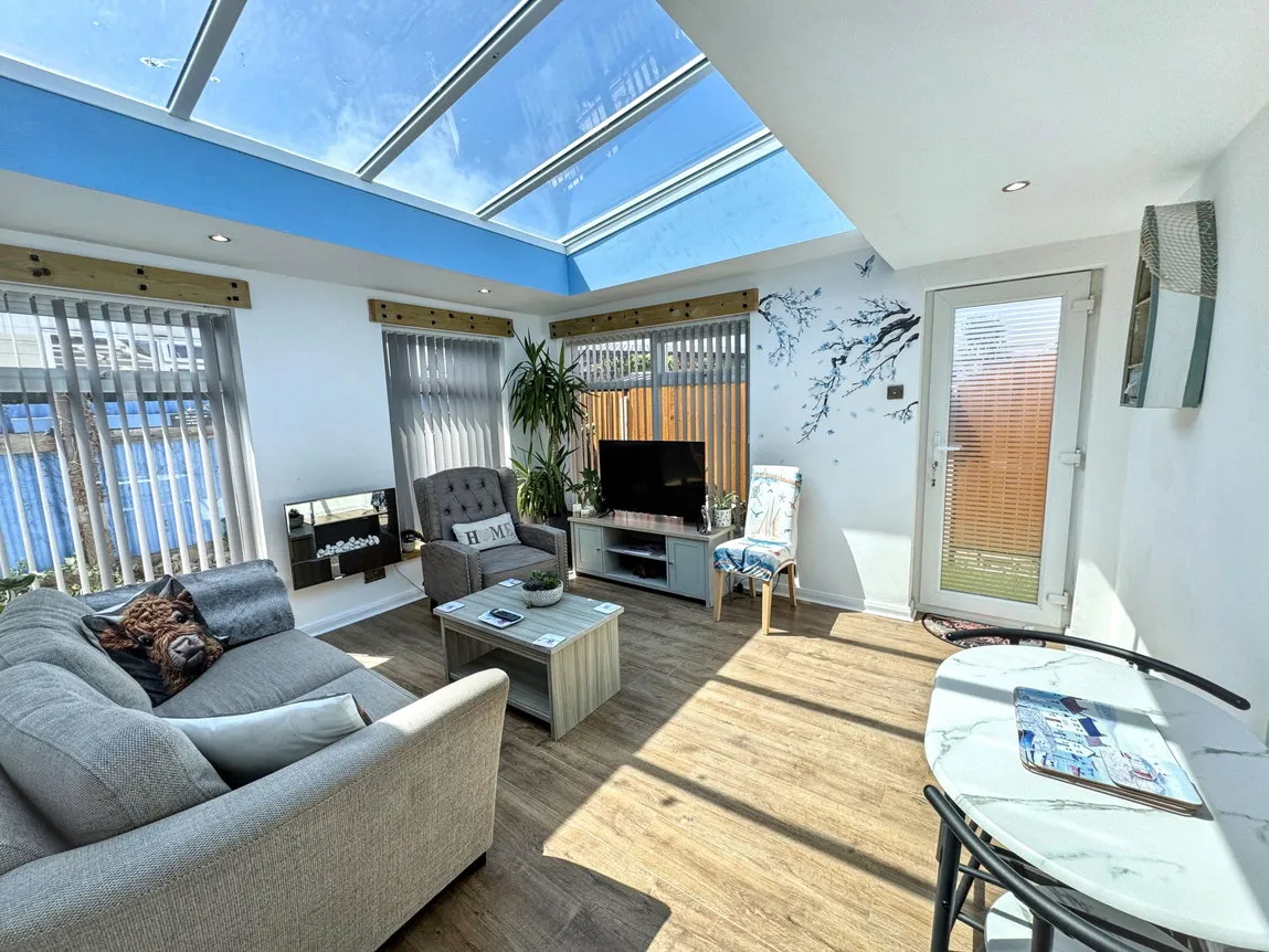 Arnold Gardens, Kinmel Bay, Conwy, LL18 5NH, photo 25