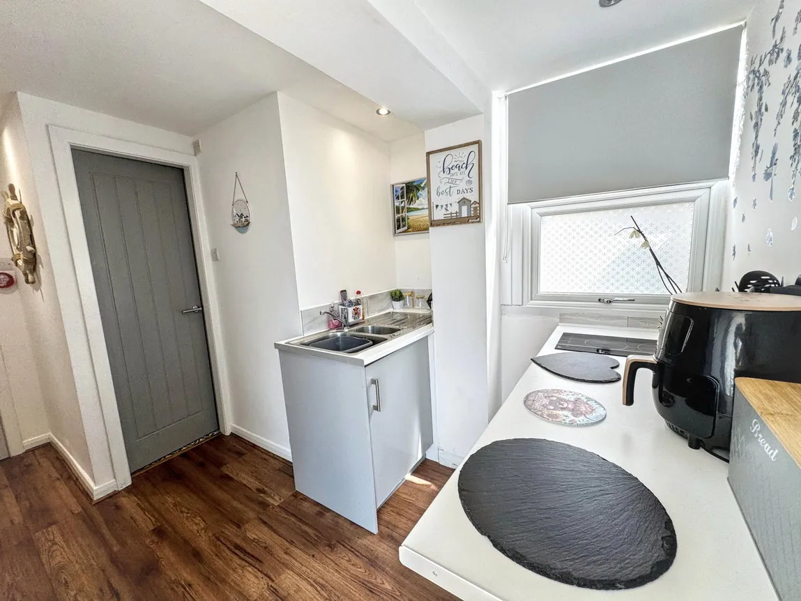 Arnold Gardens, Kinmel Bay, Conwy, LL18 5NH, photo 21