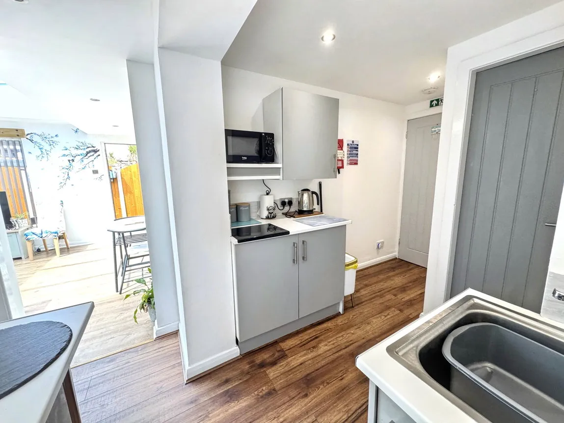 Arnold Gardens, Kinmel Bay, Conwy, LL18 5NH, photo 20