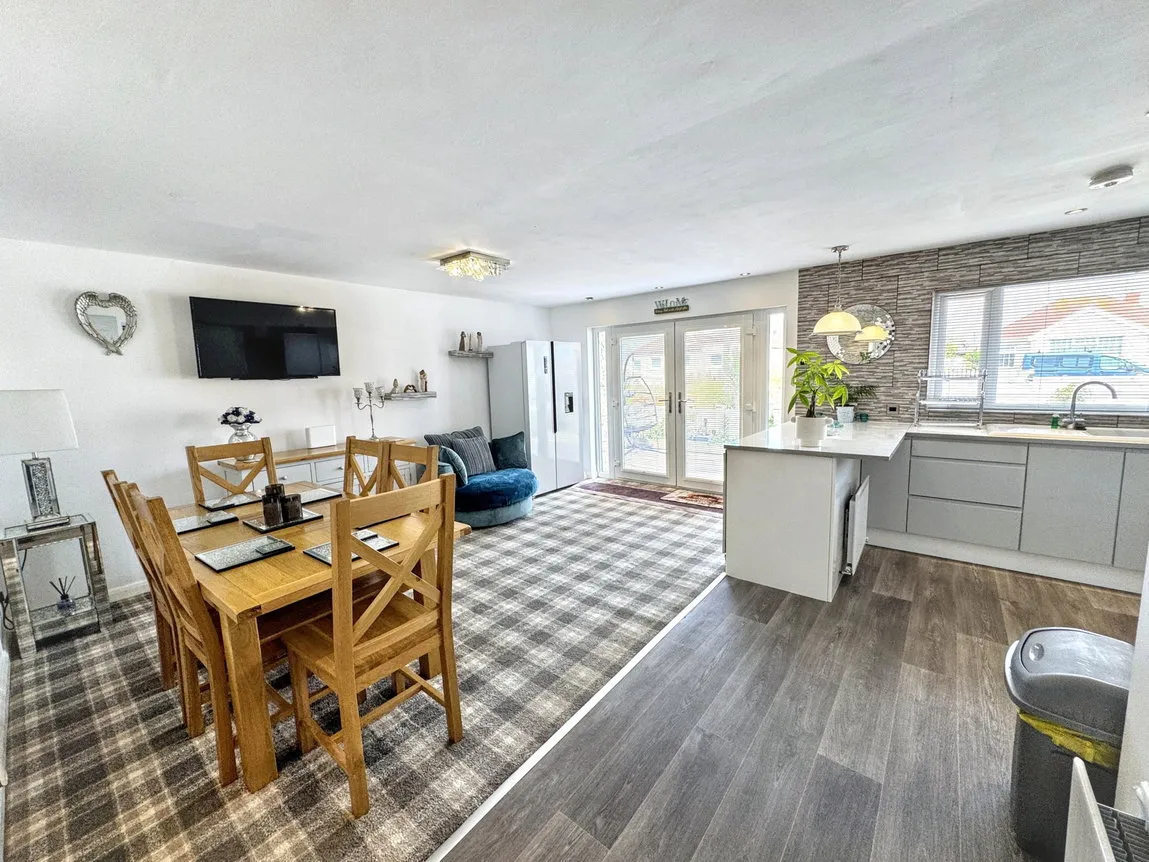 Arnold Gardens, Kinmel Bay, Conwy, LL18 5NH, photo 14