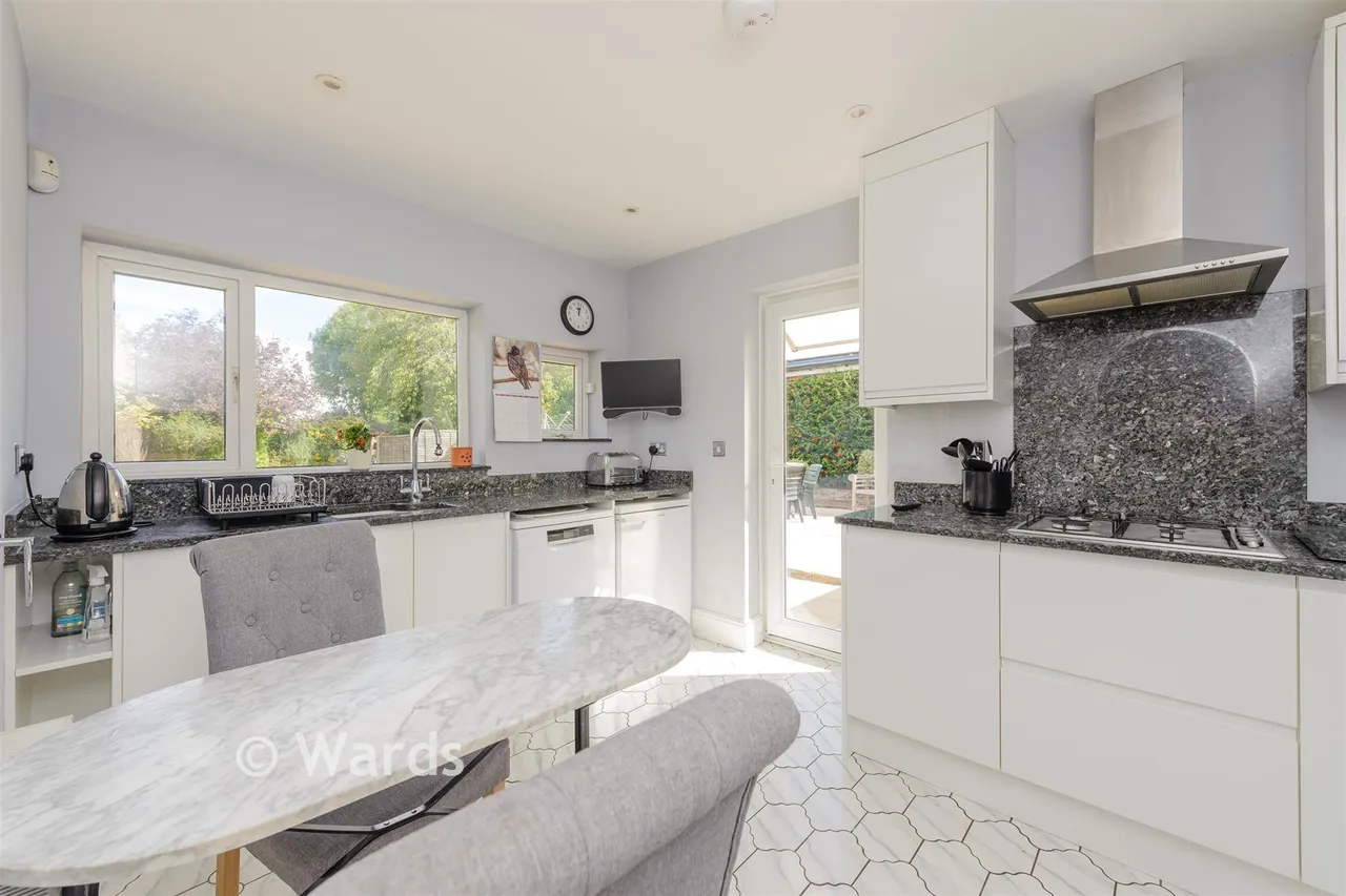 Orchard Close, Longfield, DA3, photo 7