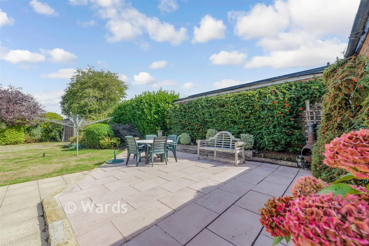 Orchard Close, Longfield, DA3, photo 3