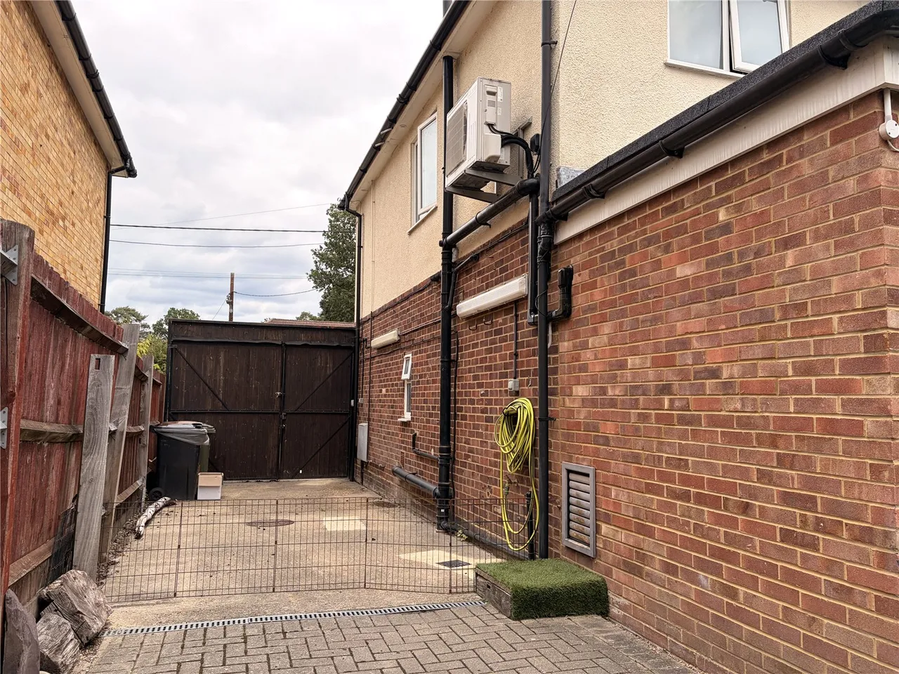 Woollards Road, Ash Vale, Guildford, Surrey, GU12 5DS, photo 19