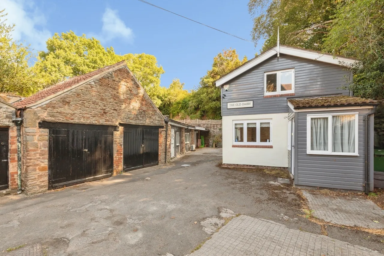 4 bed house for sale, Broom Hill, Bristol, BS16