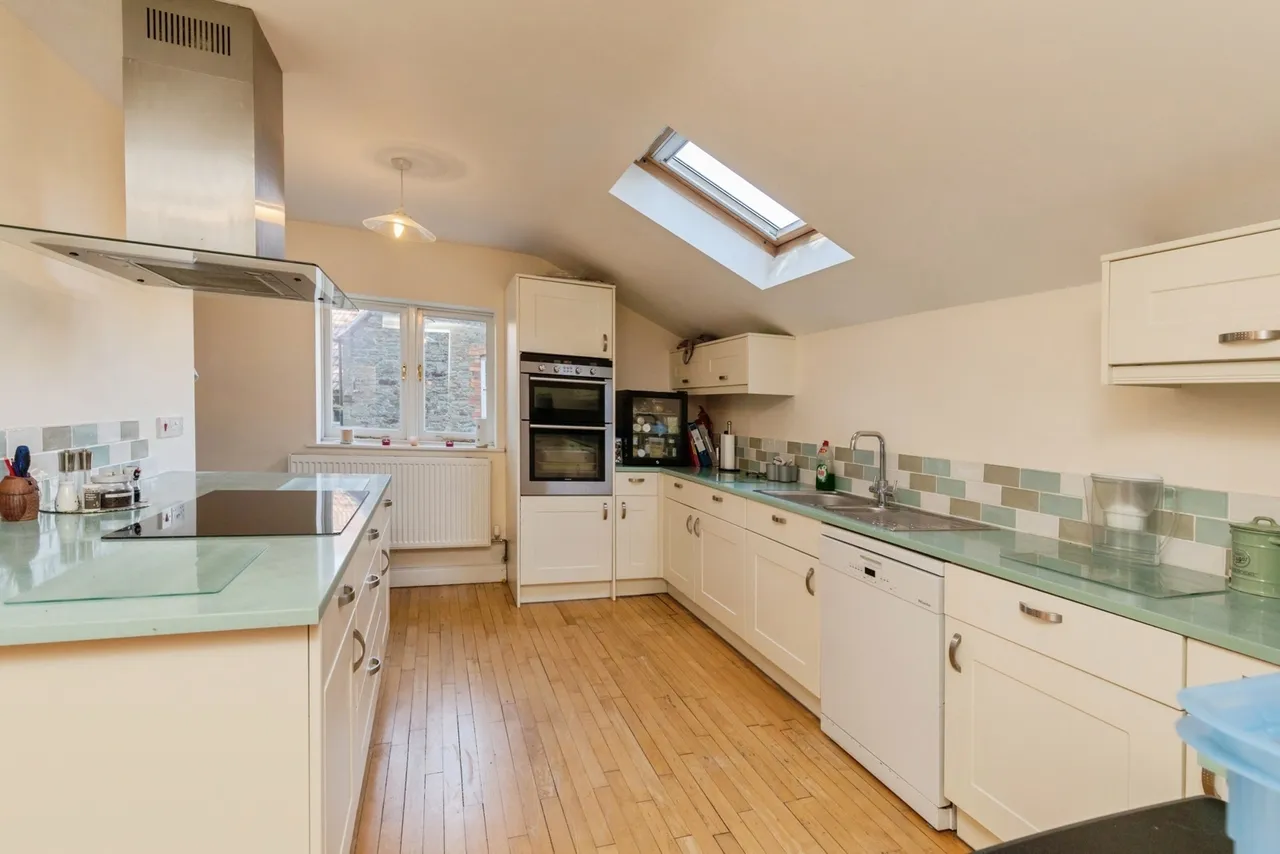 Broom Hill, Bristol, BS16, photo 5