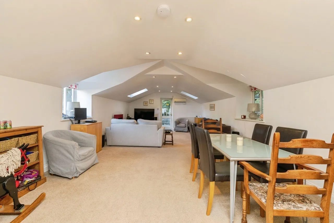 Broom Hill, Bristol, BS16, photo 4