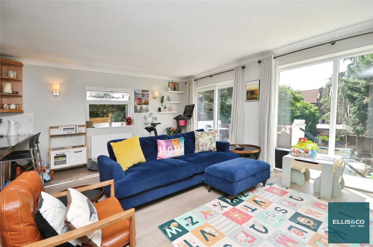 Holly Park Gardens, Finchley, N3, photo 10
