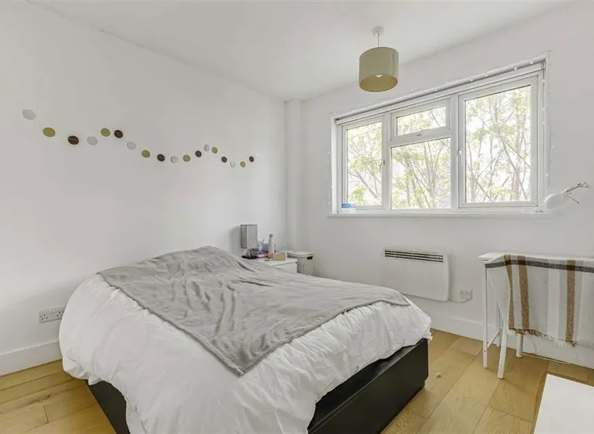 Turner Street, Whitechapel, E1, photo 3