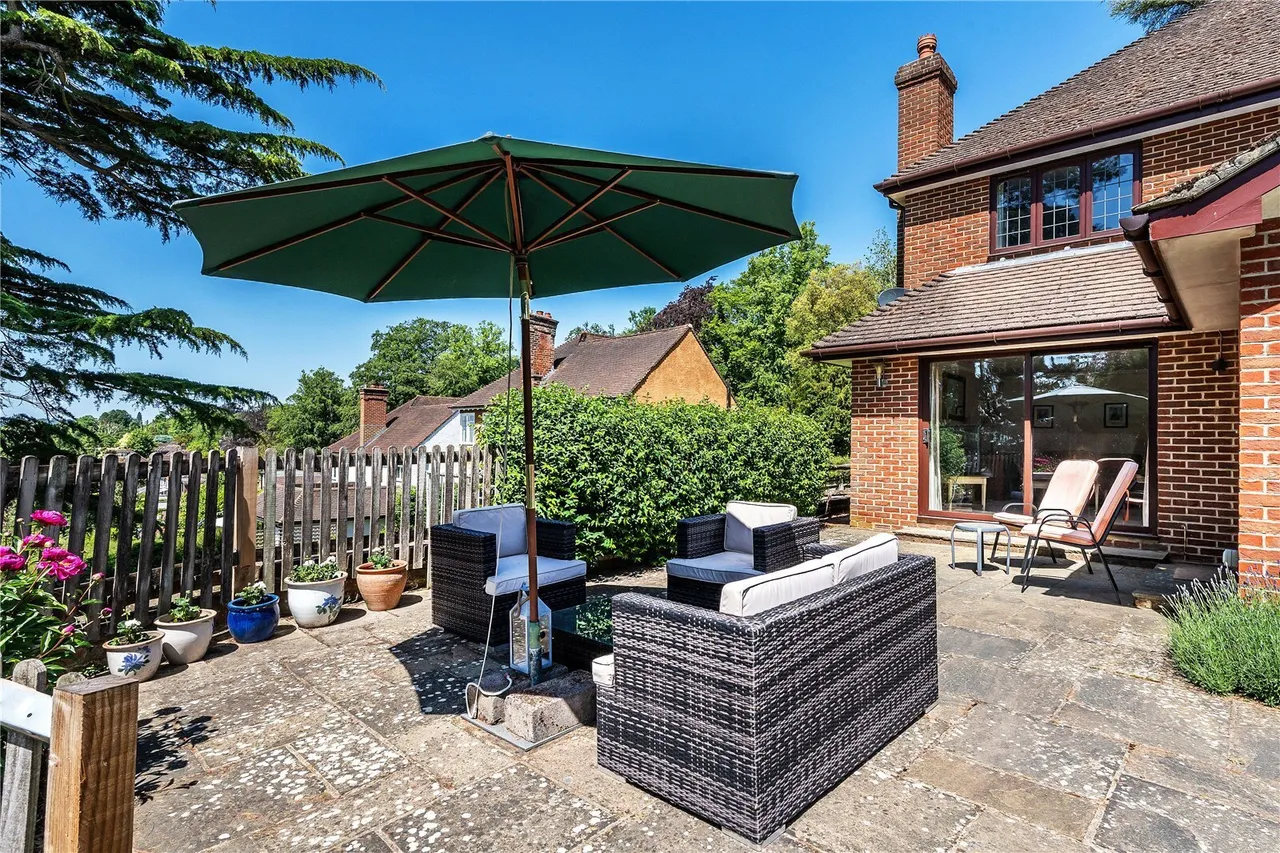 Raglan Road, Reigate, RH2, photo 13