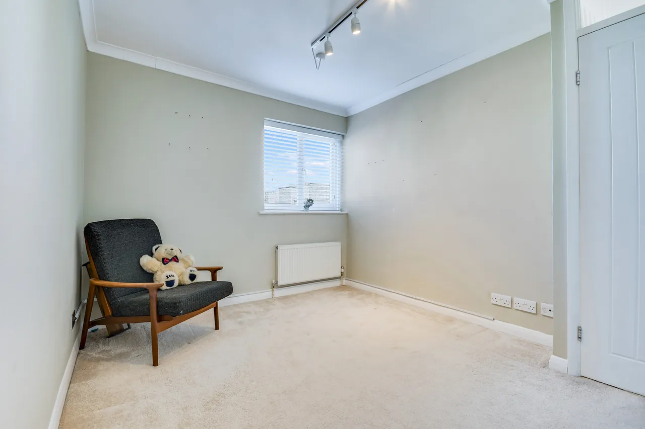 6 Birk Beck, Waveney Drive, Chelmsford, Essex, CM1 7PJ, photo 8