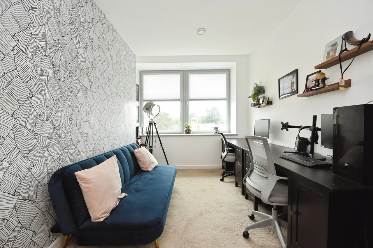 Eagle Way, Great Warley, CM13, photo 8