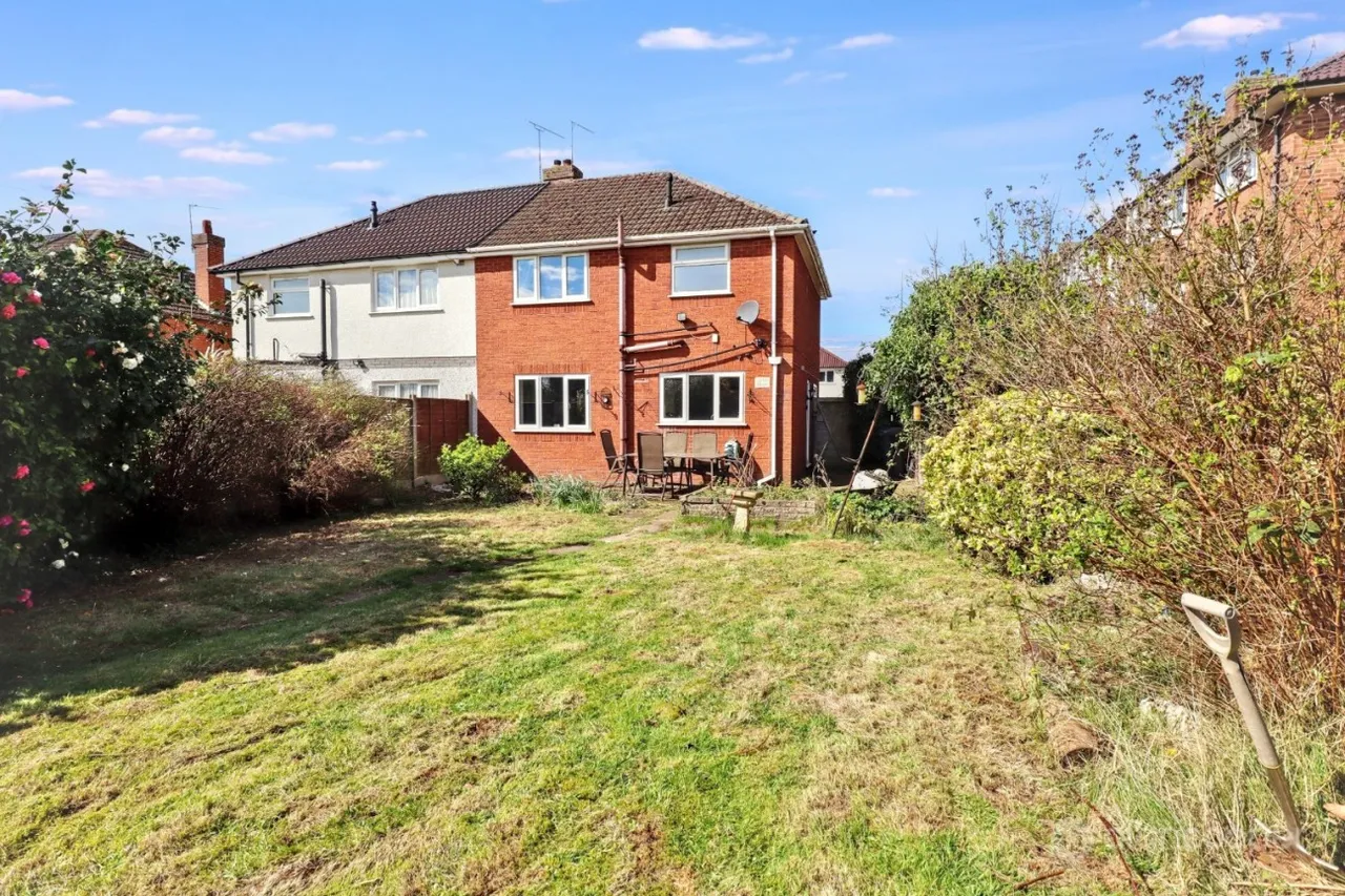 Neale Close, Bulkington, CV12, photo 19