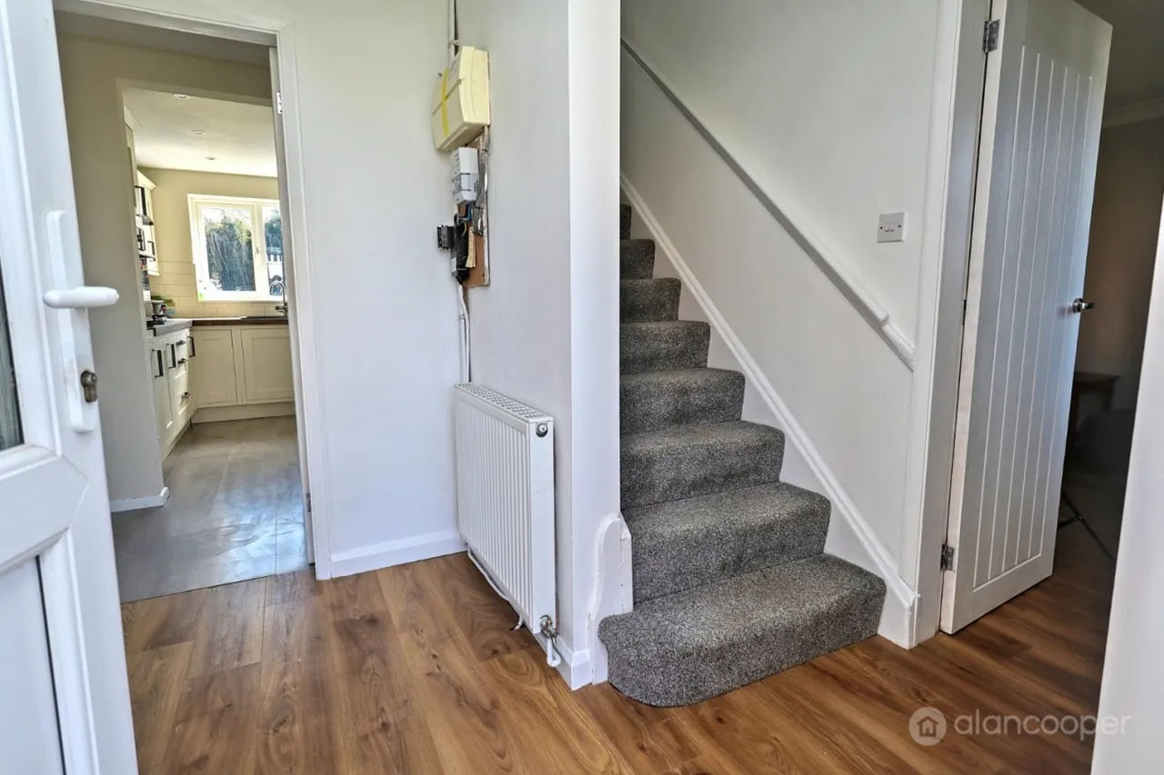 Neale Close, Bulkington, CV12, photo 8