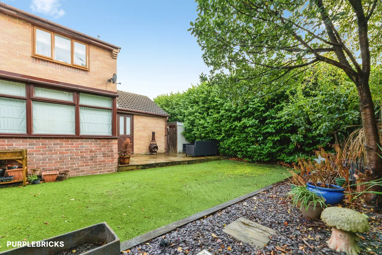 Tudor Way, Barnsley, S70, photo 18