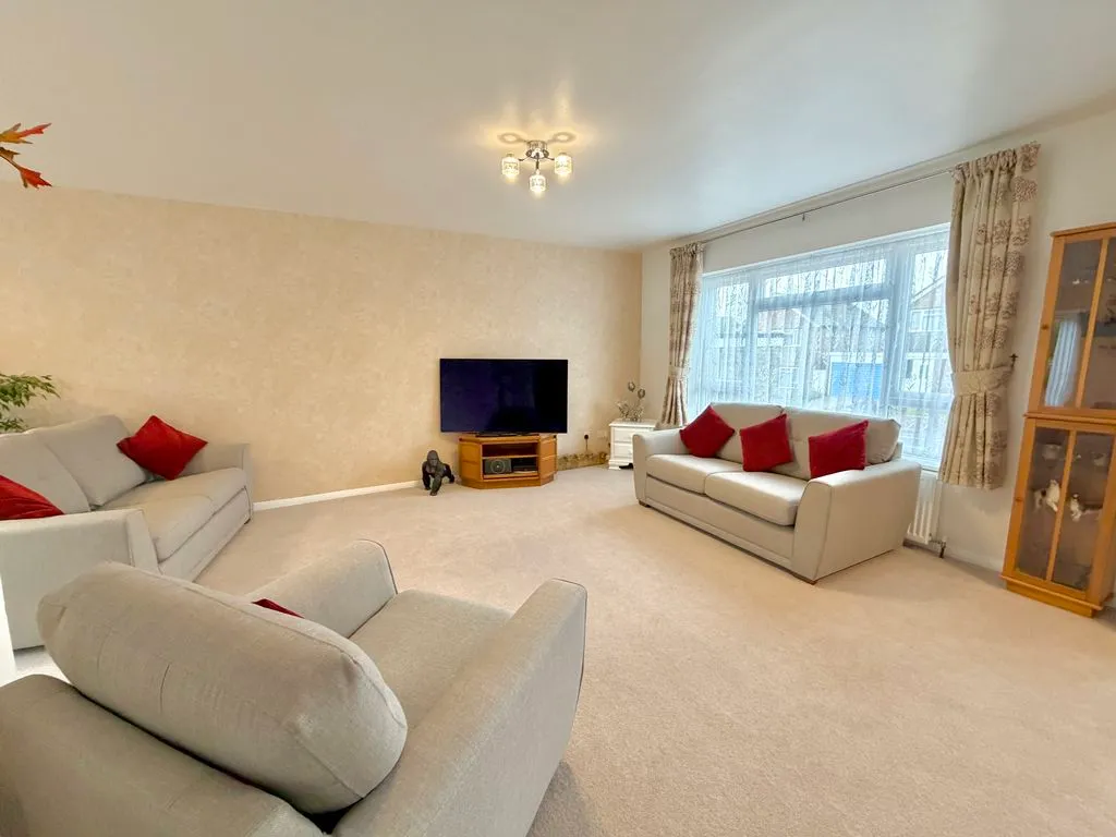 Brierley Close, Dunstable LU6 3NB, photo 7