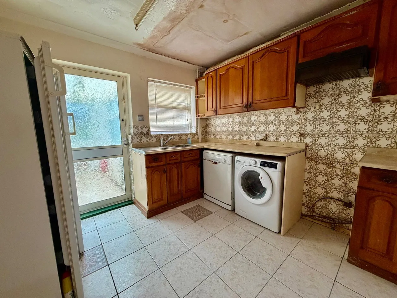 Elm Drive, Risca, NP11, photo 13