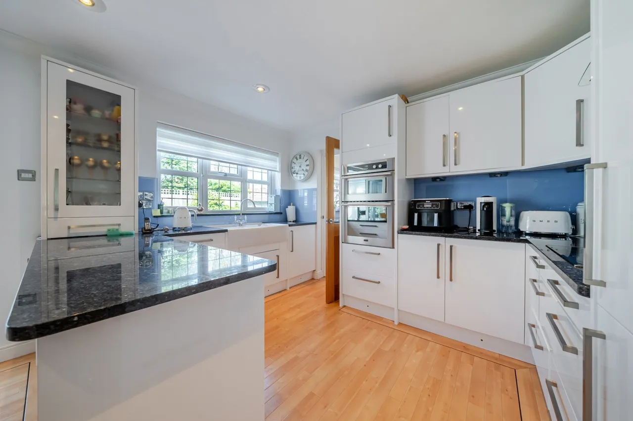 Long Lane, DA7, photo 8