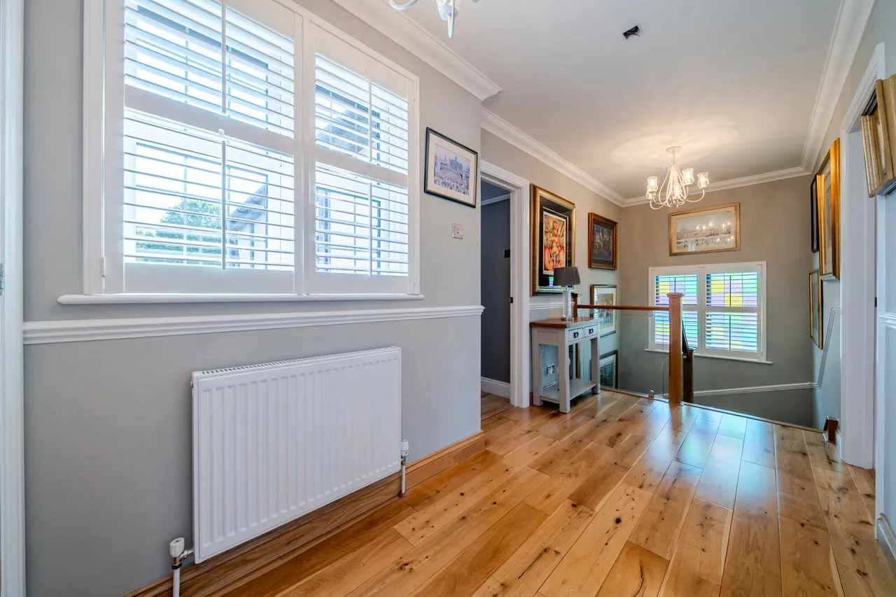 Long Lane, DA7, photo 14