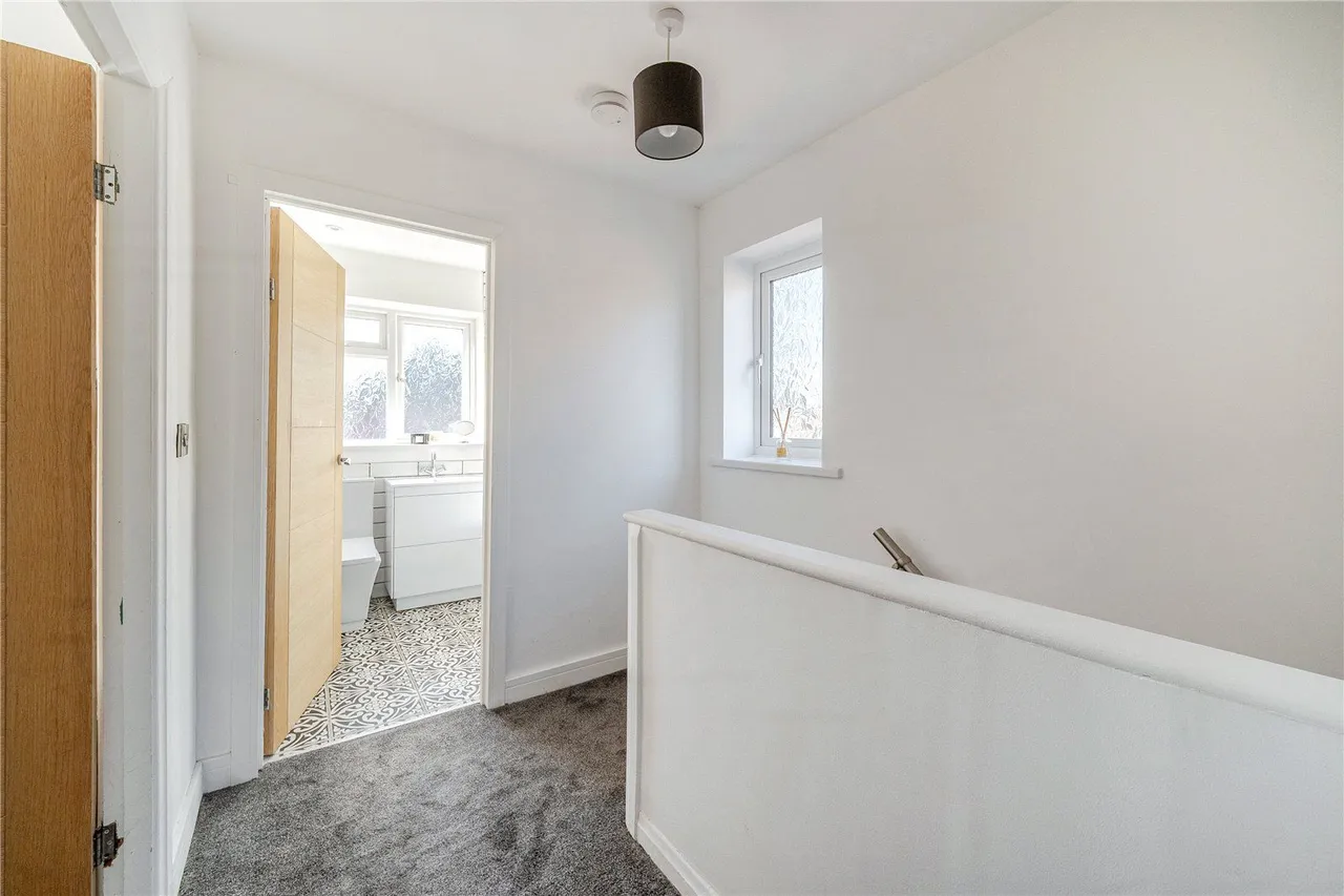 Lawefield Avenue, Rothwell, LS26, photo 16